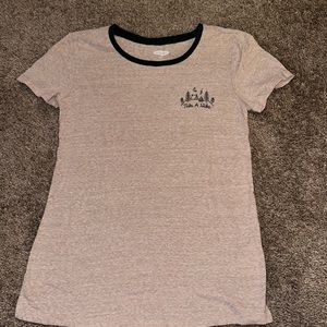 Old Navy tee